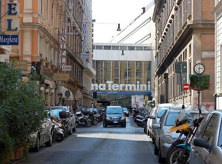 Termini Accommodation Roma Exterior foto